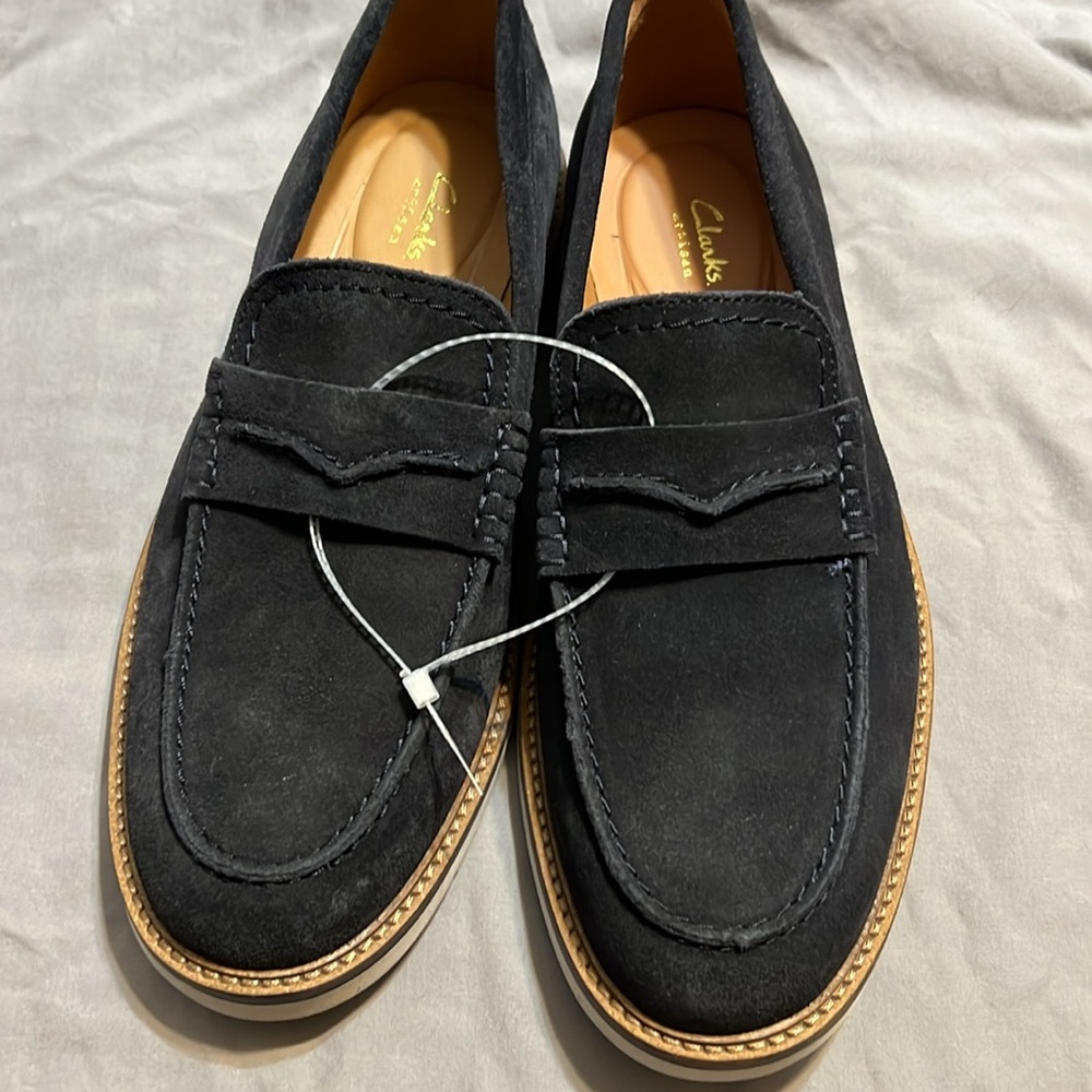 CLARKS MEN'S ATTICUS LT SLIP LOAFER - Picture 2 of 6